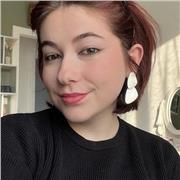 I had 1 year of experience in a private school and 1 other year in private lessons .